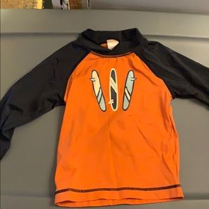 🌷2 for $10🌷2T Long Sleeve RashGuard